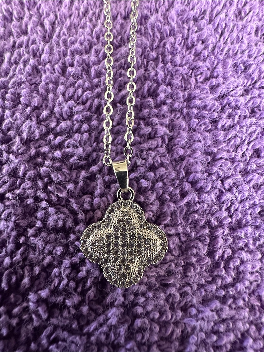 Silver Filigree Clover Pendant Necklace - Women's Silver Necklace
